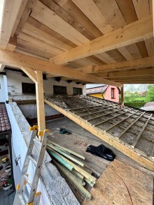 A felújítás előtti állapot – a hálószoba a garázs tetején jött létre